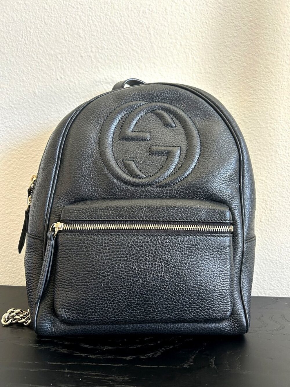 Gucci Soho Chain Backpack Black Pebbled Leather Interlocking GG Gold Hardware